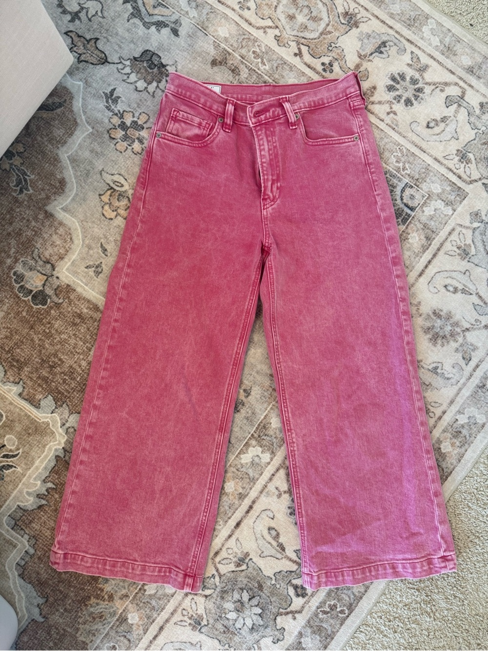 Pink Wide-Leg Jeans - Women's Stylish High-Rise - Picture 2 of 3